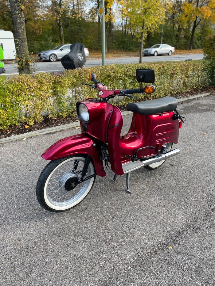 Simson Schwalbe – Instandsetzung und Lackierung in „Candy Deep-Red“ (Bild 4)